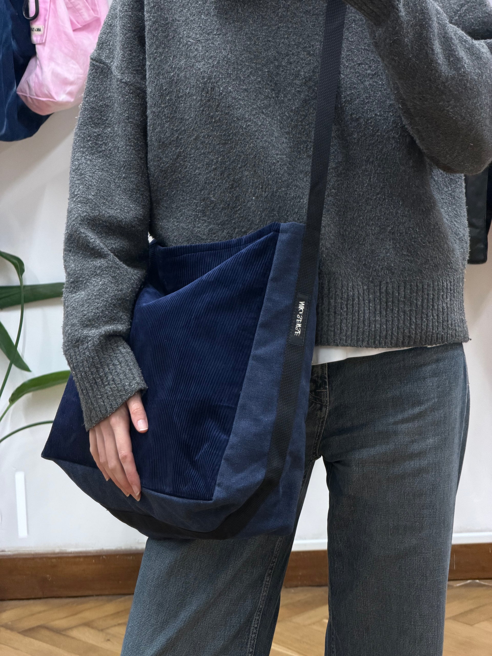 Monday bag синій