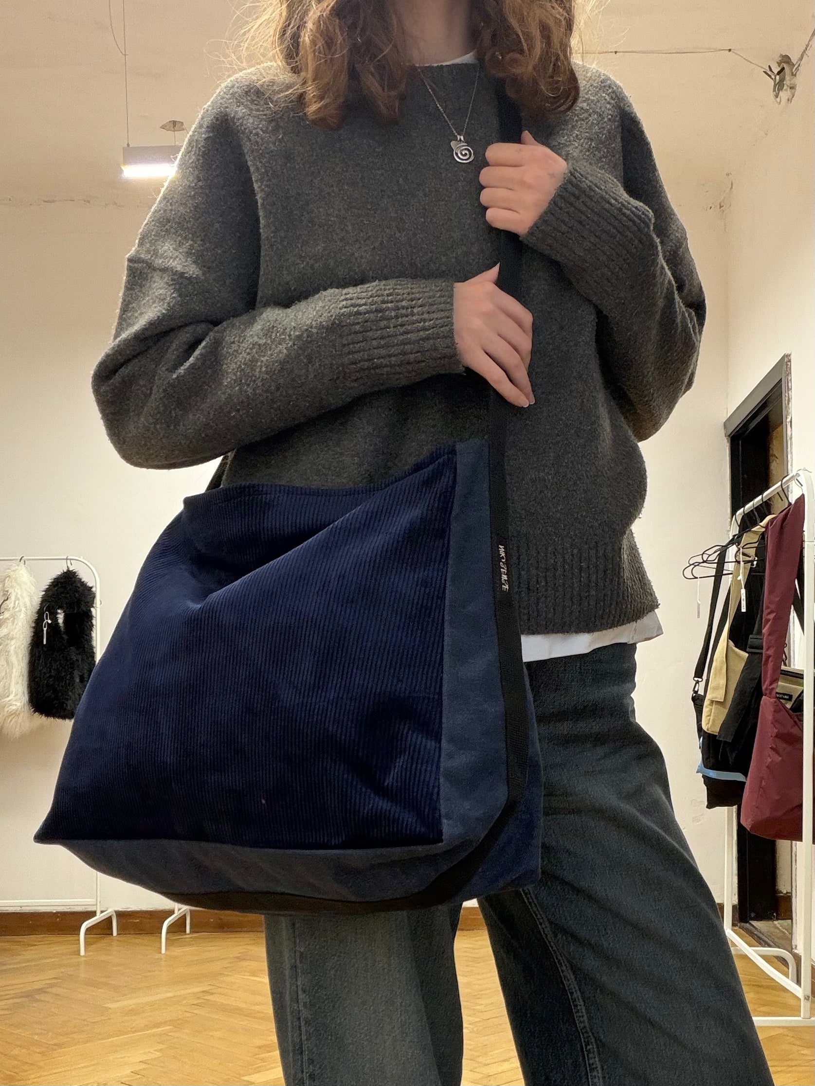 Monday bag синій